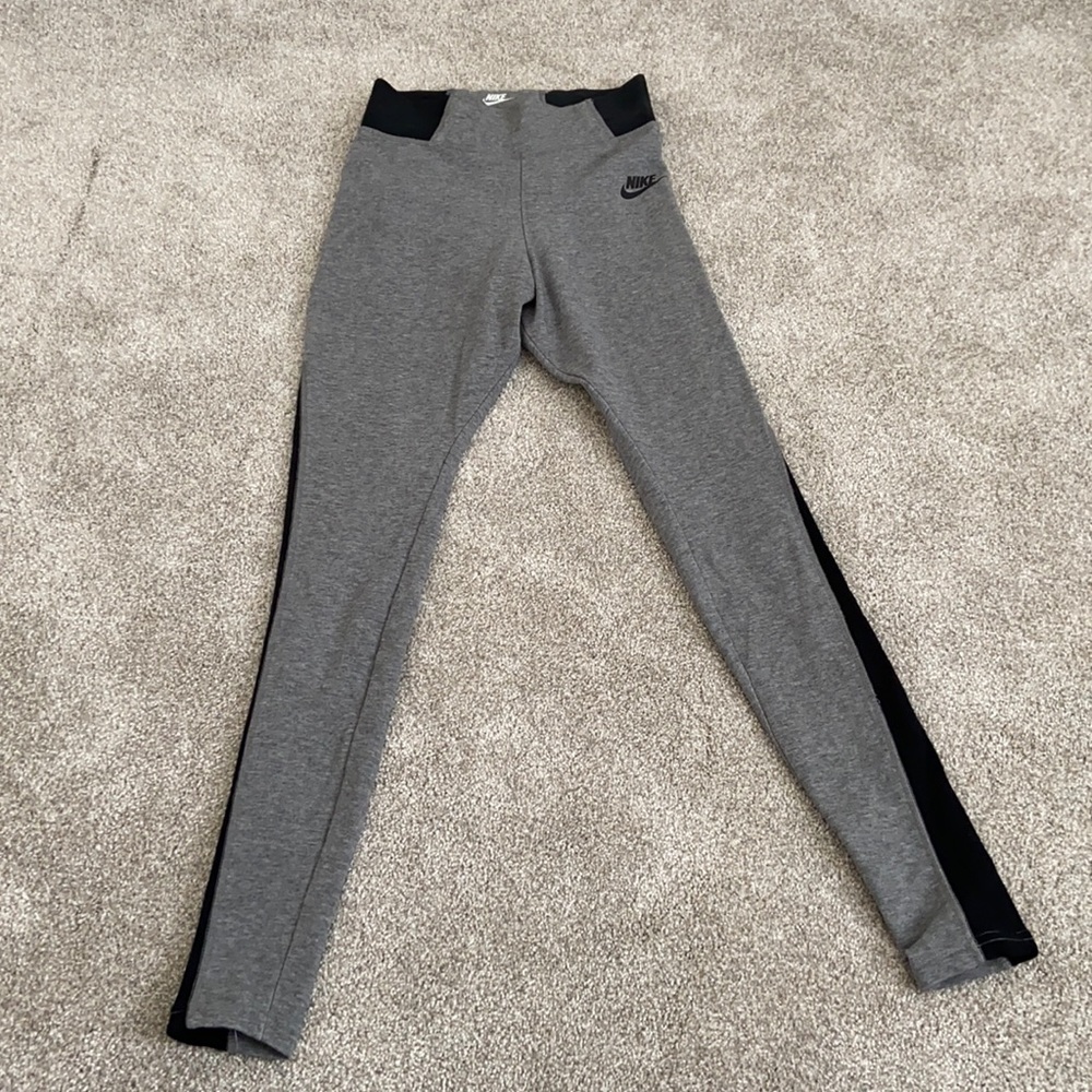 Nike High-waisted Legging